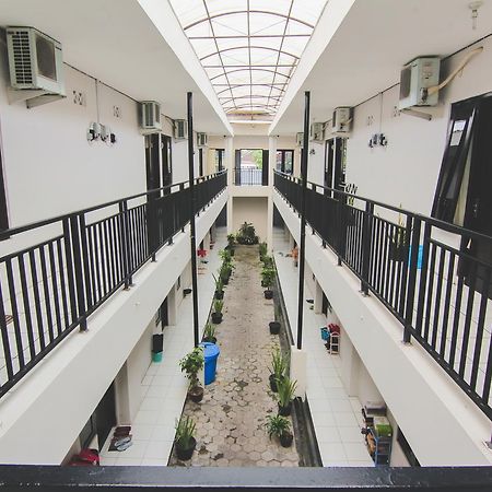 D'Paragon Pringwulung Maguwo Exterior foto
