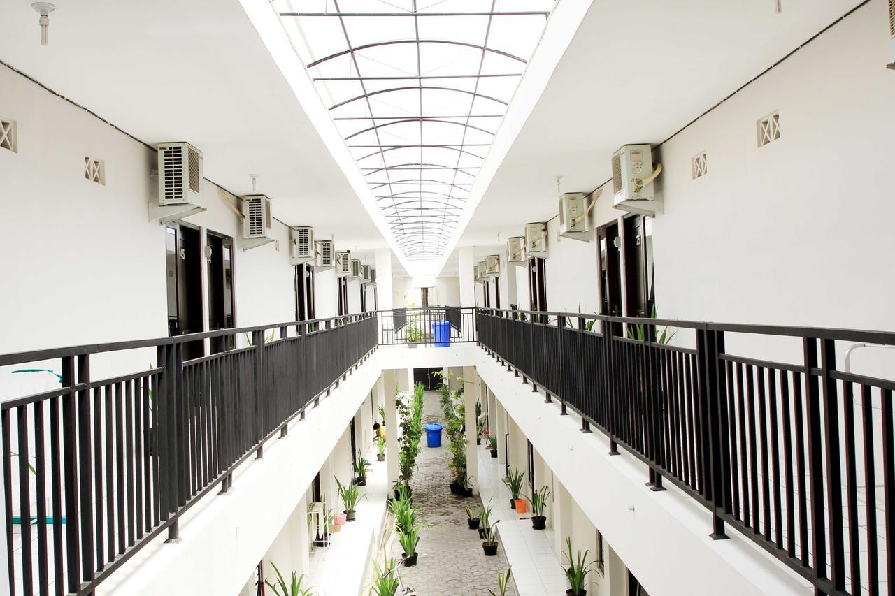 D'Paragon Pringwulung Maguwo Exterior foto