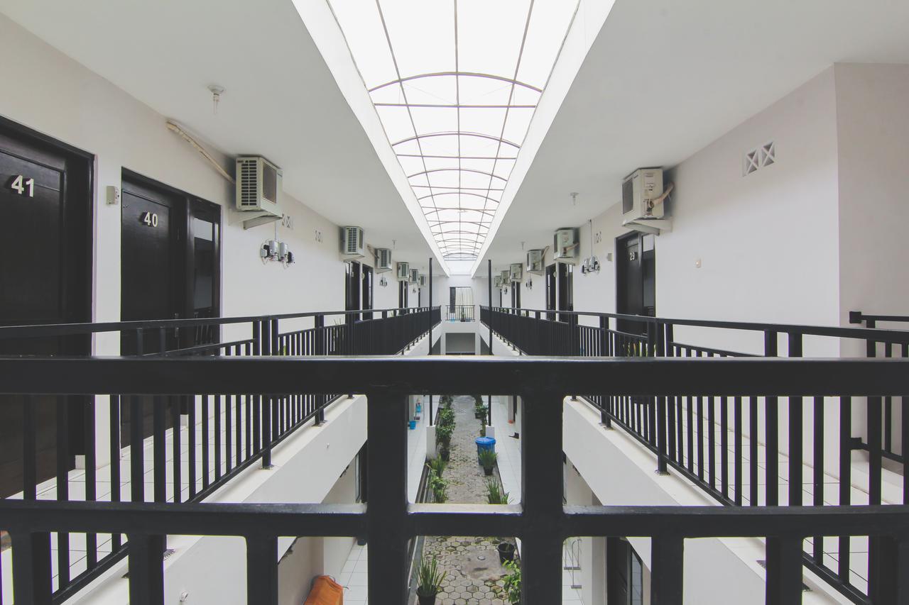 D'Paragon Pringwulung Maguwo Exterior foto
